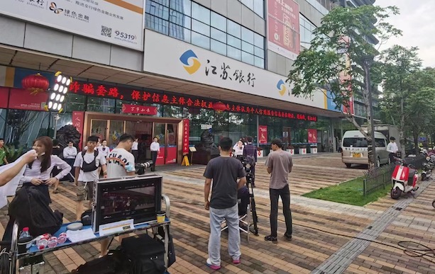 制作企業(yè)廣告宣傳片，讓企業(yè)挺立潮頭
